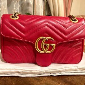 Gucci GG Marmont Small Matelasse Red Leather Shoulder Bag excellent condition